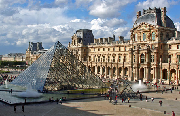 louvre-museum-picture