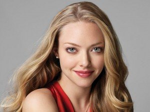 Amanda-Seyfried-Wallpapers-2011-3