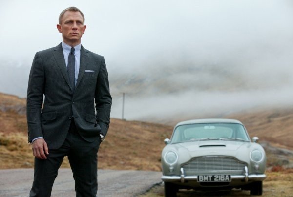 skyfall-daniel-craig