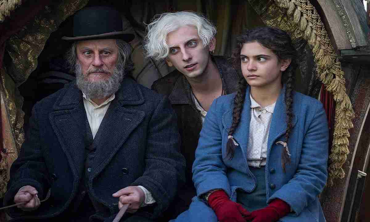 freaksout newscinema compressed