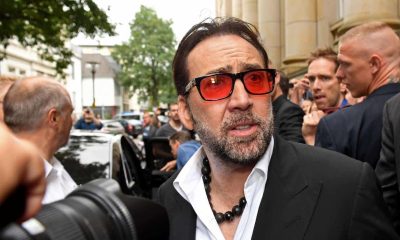 Nicolas Cage dinosauro rubato