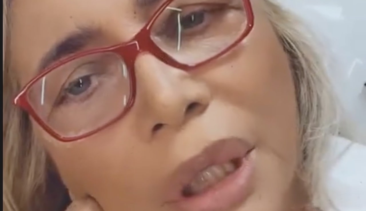 Il dramma di Mara Venier: non riesce a stare in piedi | Domenica In a rischio (VIDEO)