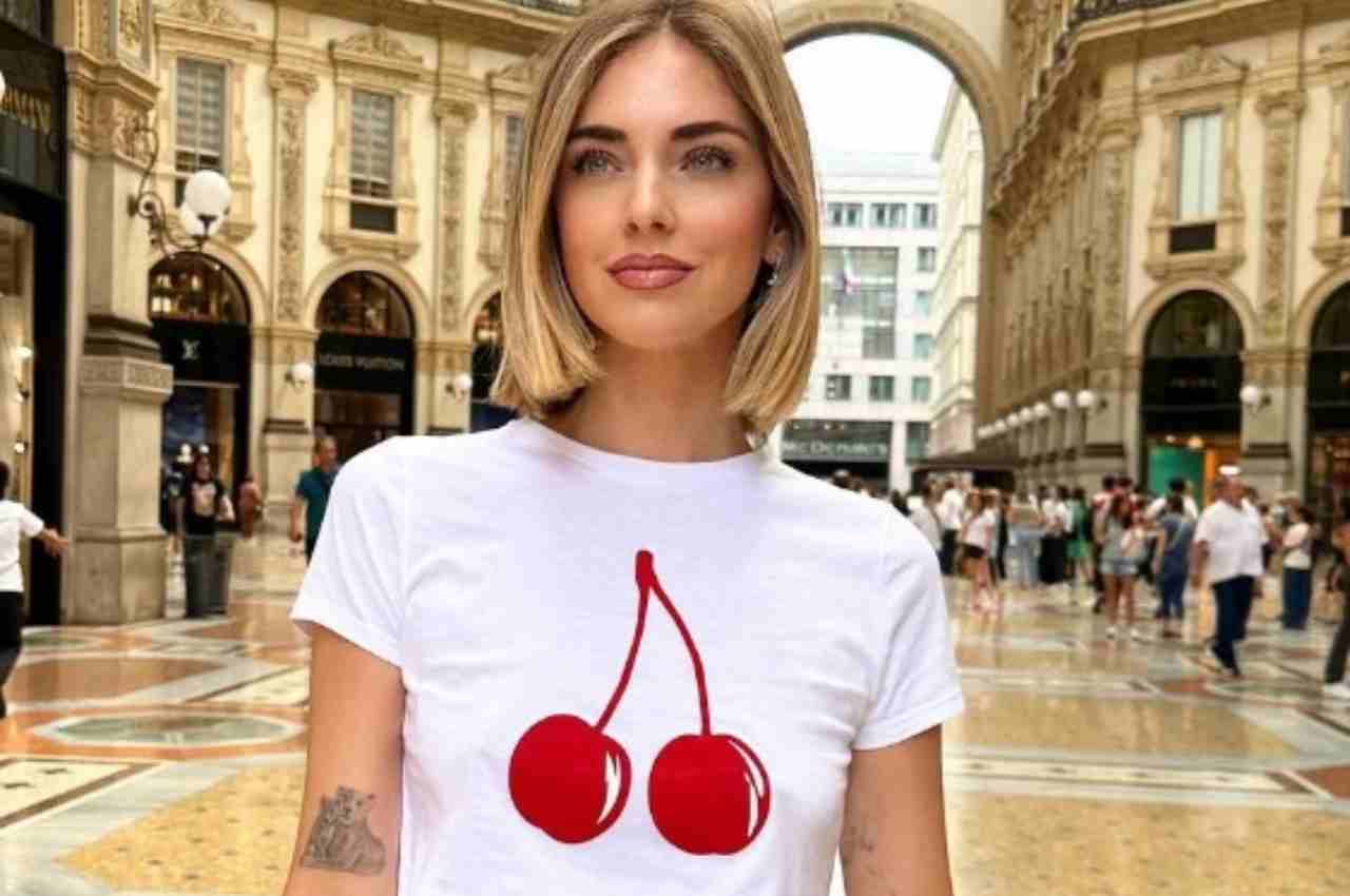 Pioggia di veleno per Chiara Ferragni dopo il post sul seno