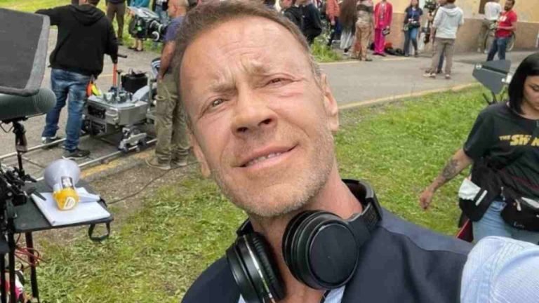 Il figlio di Rocco Siffredi parla del padre senza filtri: ecco cosa ha rivelato Il figlio di Rocco Siffredi parla del padre senza filtri: ecco cosa ha rivelato