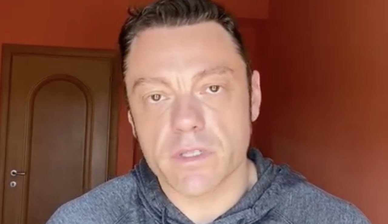 Tiziano ferro malattia