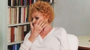 Ornella Vanoni sta soffrendo, la cantante chiede aiuto