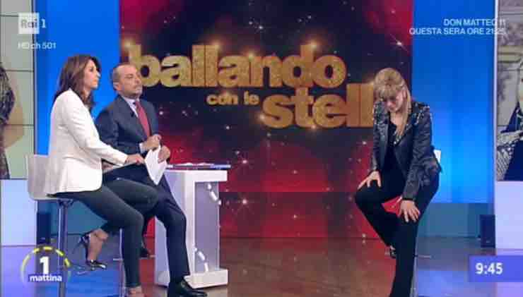 La presentatrice Milly Carlucci si sente male in diretta TV - Newscinema.it