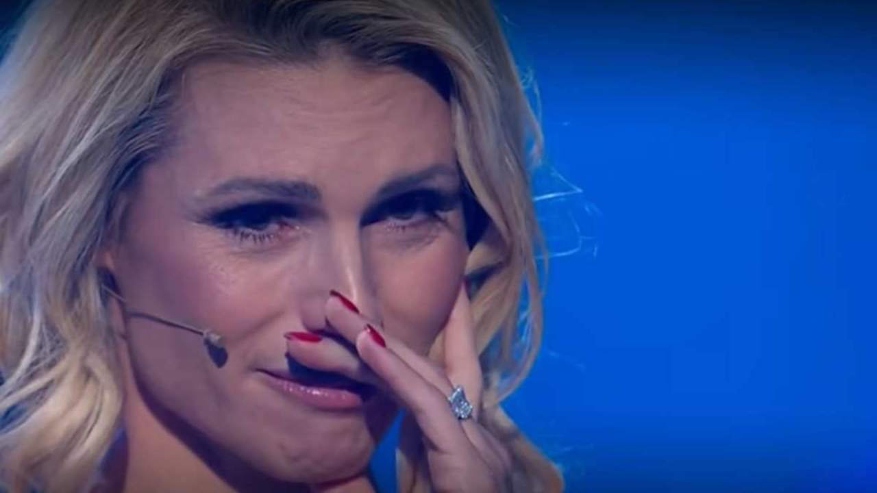 Michelle Hunziker in lacrime