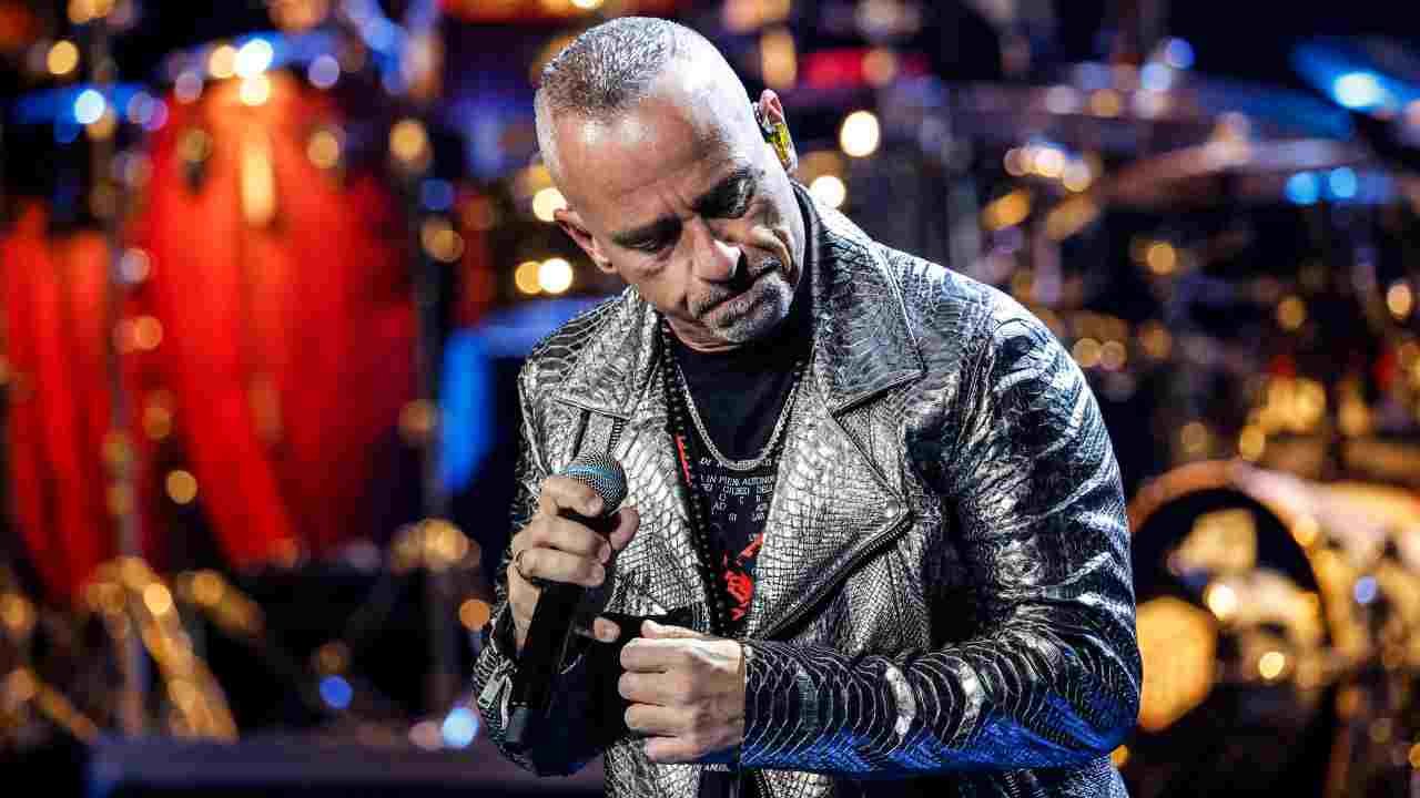 Eros Ramazzotti in crisi