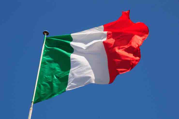 Bandiera Italiana - fonte_corporate - newscinema.it