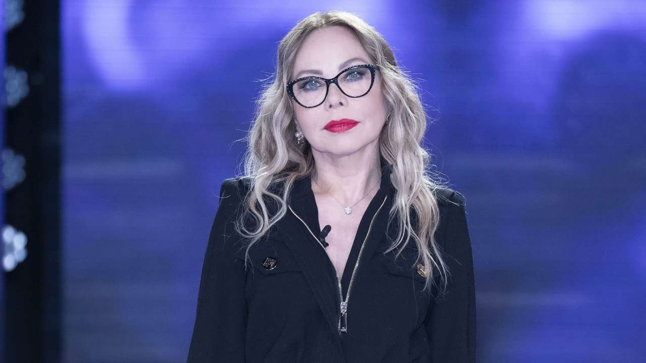 Ornella Muti triste