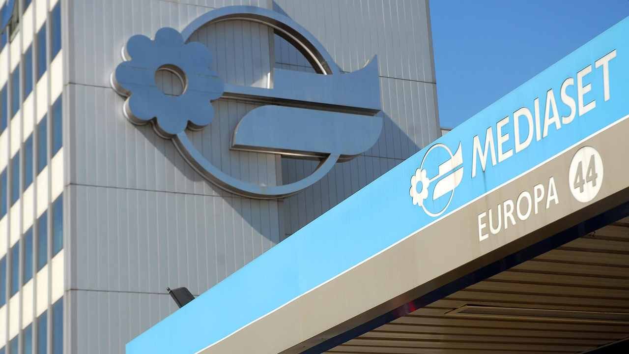 Stop conduttore Mediaset