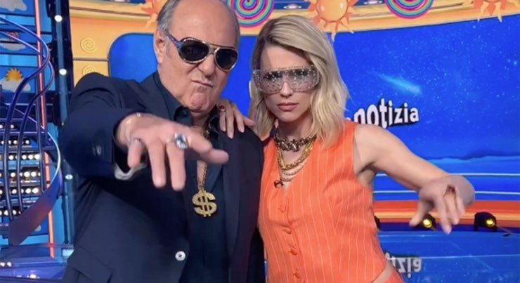 Gerry Scotti e Michelle Hunziker - fonte_web - newscinema.it