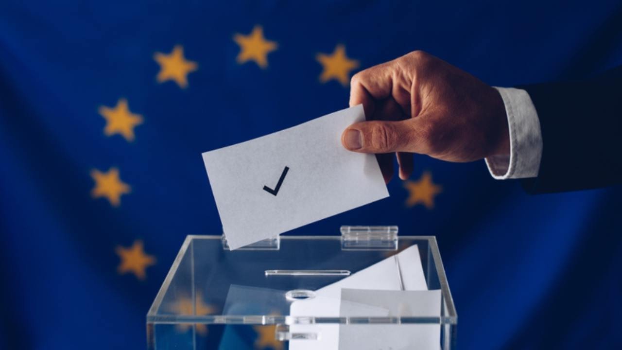 Quanto prende un europarlamentare?