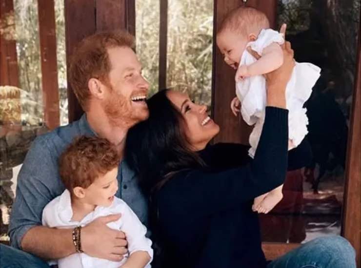 Meghan e Harry - fonte_web - newscinema.it