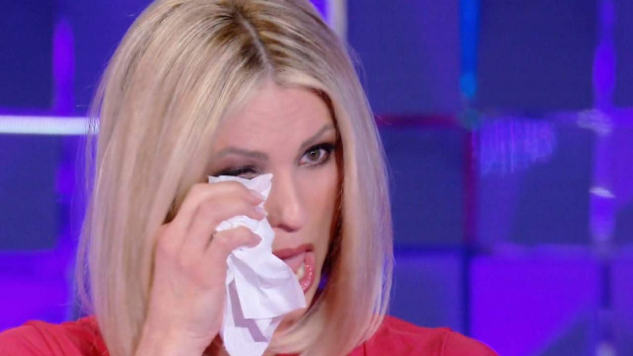 Michelle Hunziker in lacrime