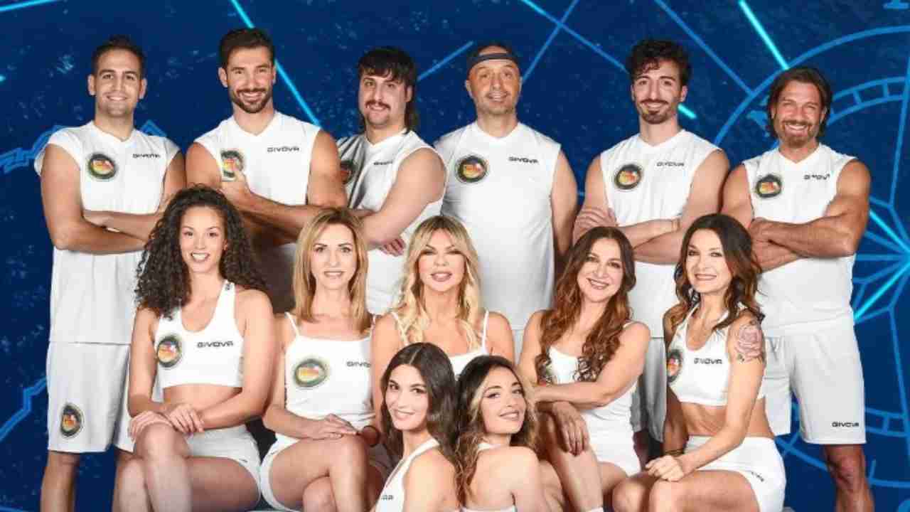 Ex naufraga dell'Isola dei famosi nei guai