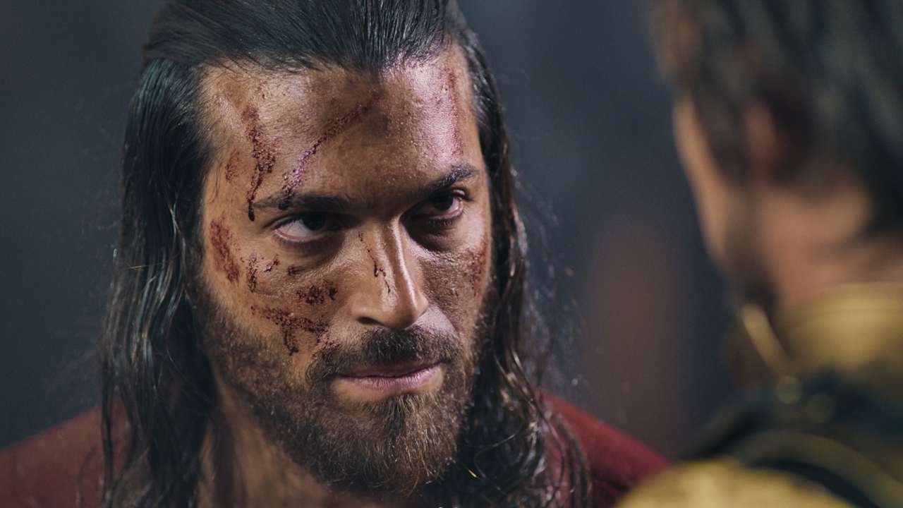 Can Yaman nella serie tv El Turco