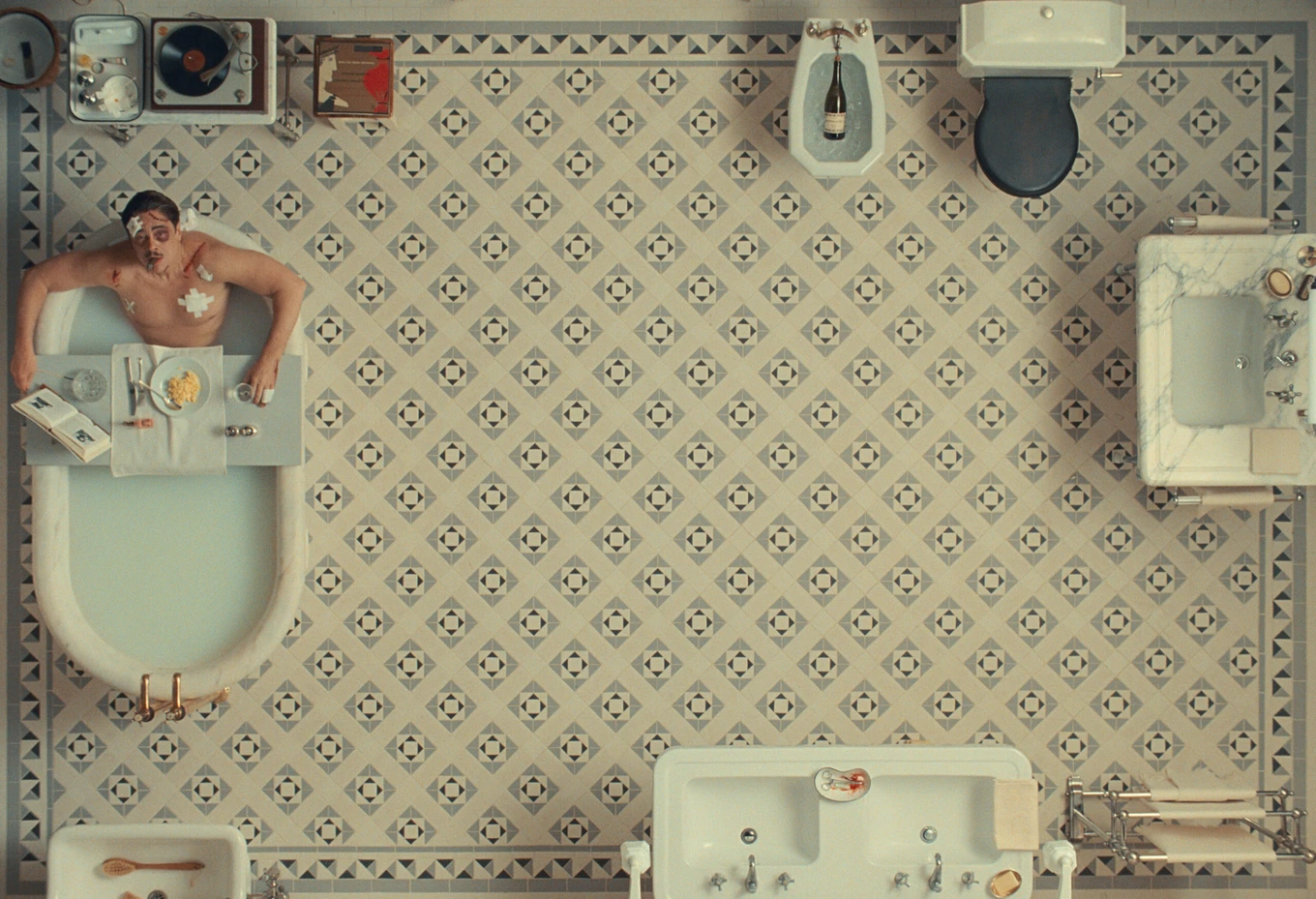 La Trama Fenicia recensione