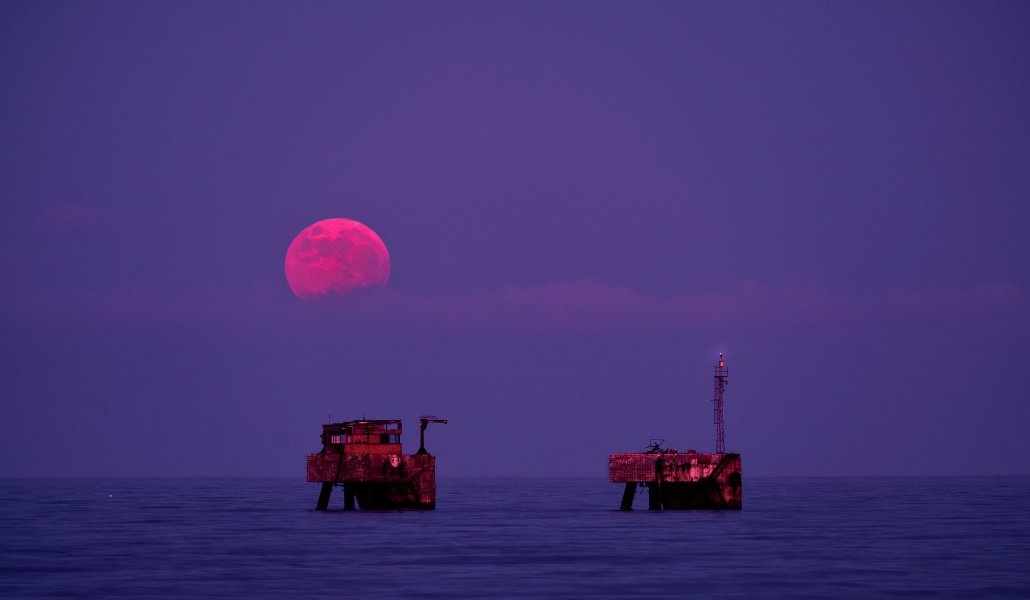 luna delle fragole