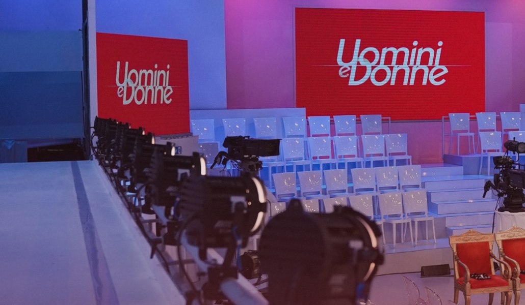 Uomini e Donne 2025/2026, svelati i tronisti: chi sono, età, carriera e curiosità Uomini e Donne tronisti