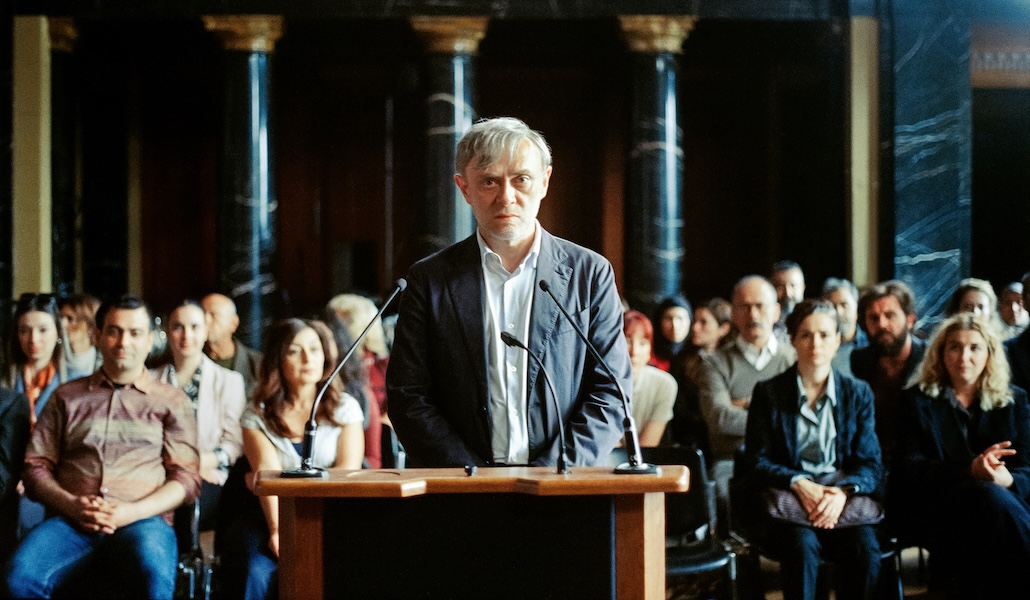 Dopo La Sala Professori, İlker Çatak sfida il silenzio su Gaza in Yellow Letters alla Berlinale