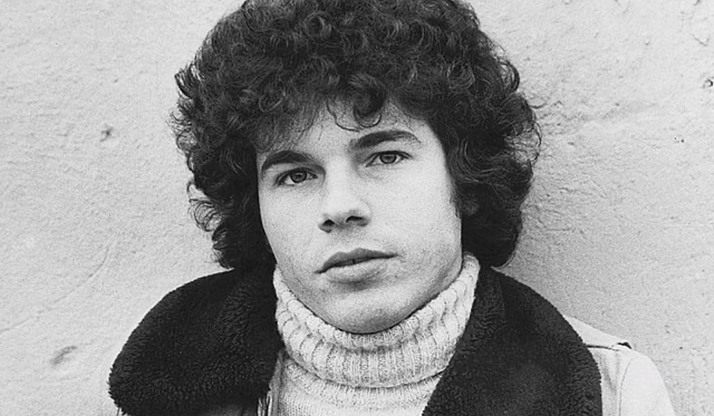 Riccardo Cocciante a 80 anni: concerti 2026 e docufilm in prima serata su Rai 1