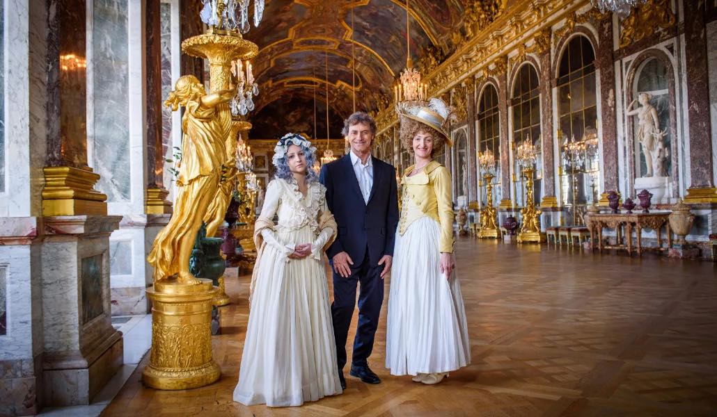 Versailles in piano sequenza